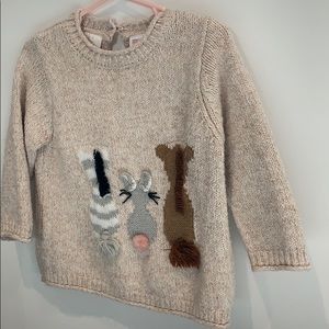 Sweater with animals